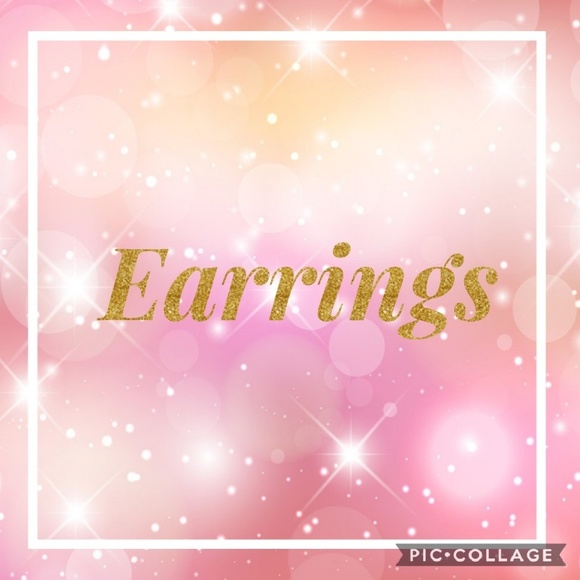 Earrings - Picture 1 of 1